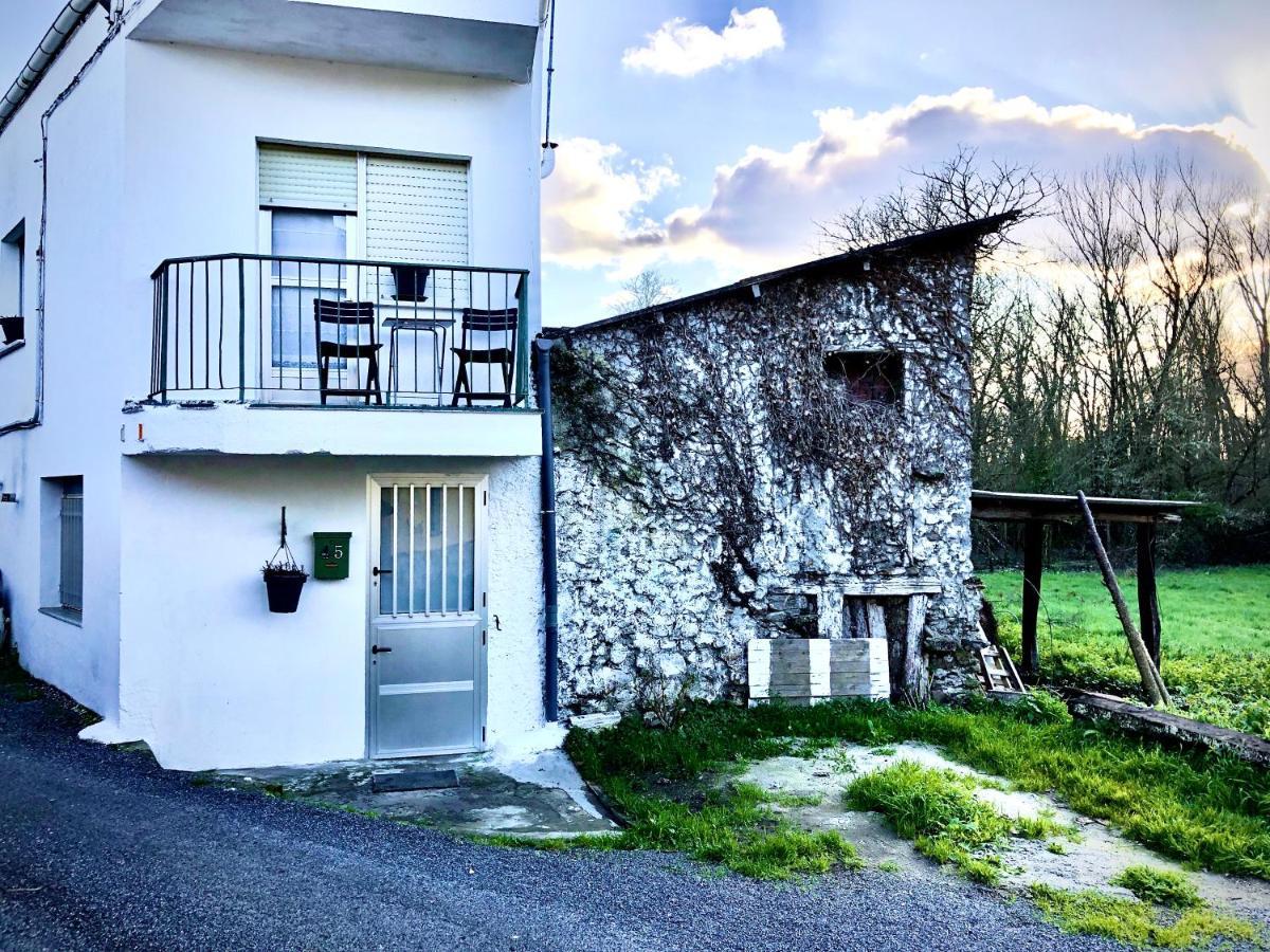 Casita Junto Al Rio En Un Entorno Natural Monforte De Lemos Exterior photo